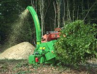 To see a video of the SUPER-PAIN 900 chipper